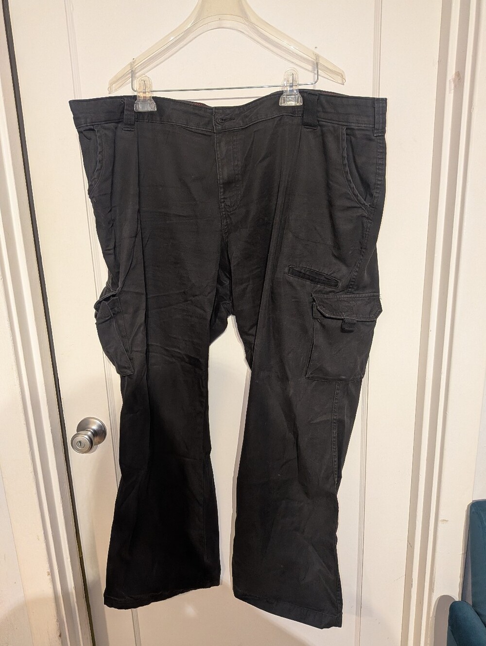 Dickies Womens Sz 22 Black Cargo Pants. Work Slacks, Great Condition